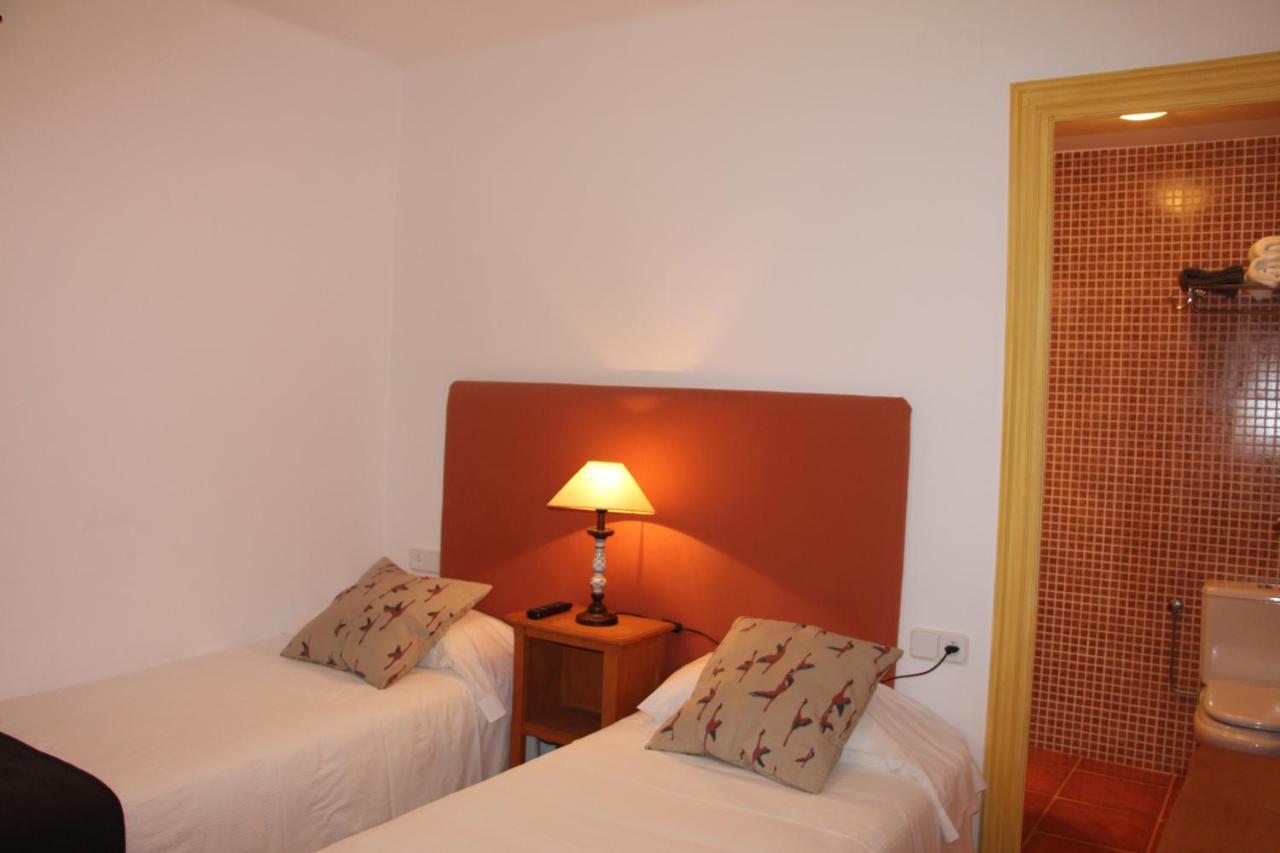 Hostal L'Ou De Reig Montseny Luaran gambar