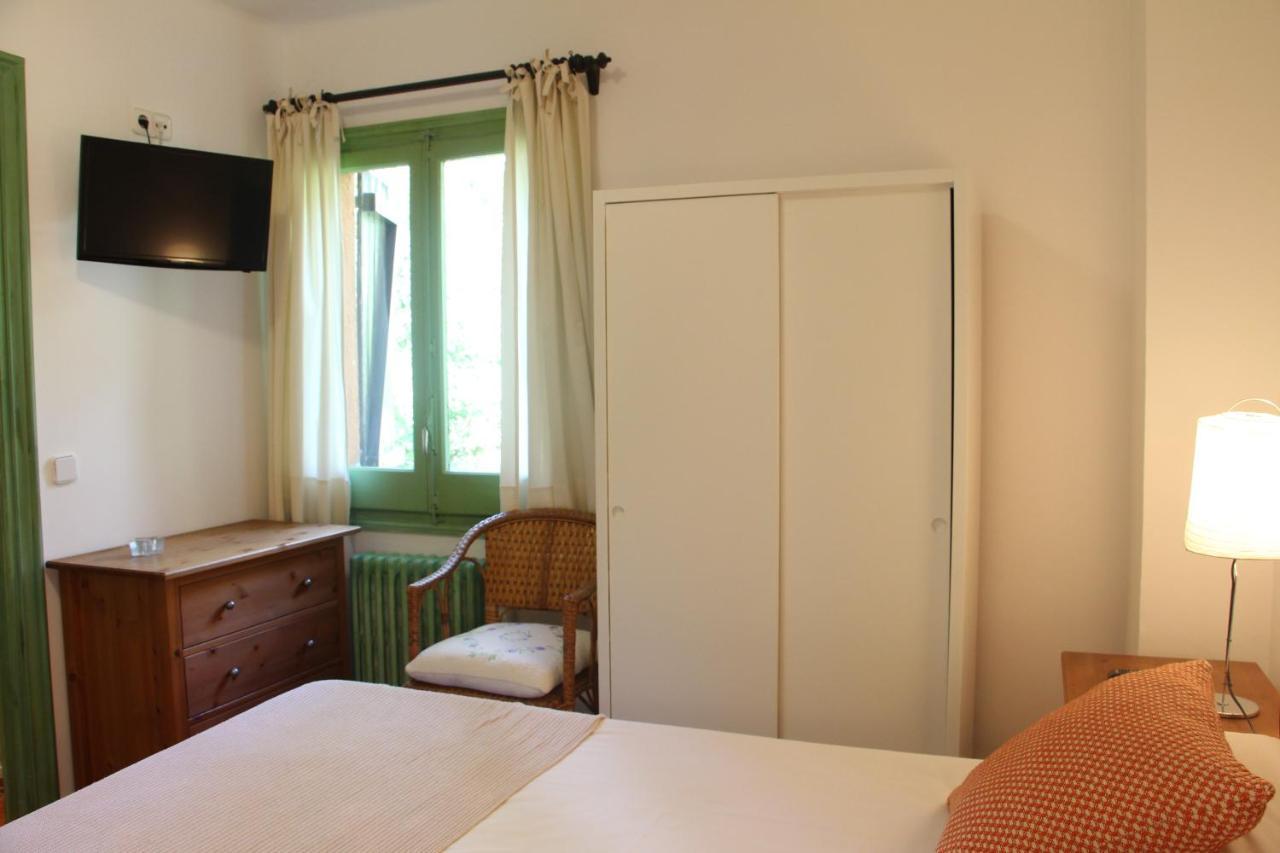 Hostal L'Ou De Reig Montseny Luaran gambar
