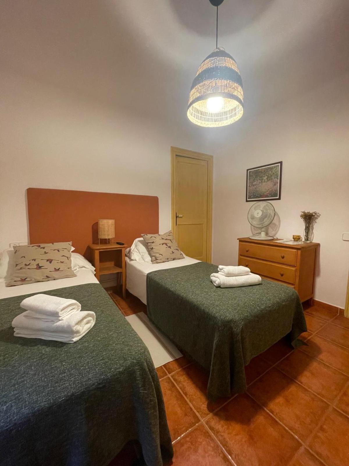 Hostal L'Ou De Reig Montseny Luaran gambar