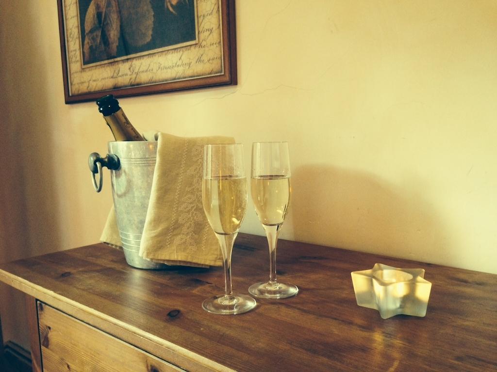 Hostal L'Ou De Reig Montseny Luaran gambar